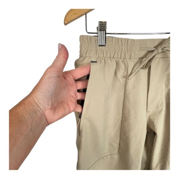 Lululemon Athletica Men Khaki Joggers Size Small Elastic Waist Snap Button Cuff - Picture 3 of 14